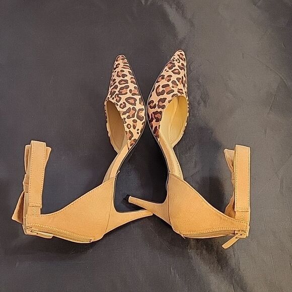 BRAND NEW  CHINESE LAUNDRY  LEOPARD PRINTED POINTED TOE BOW STRAP DETAILS PUMP - Picture 8 of 14